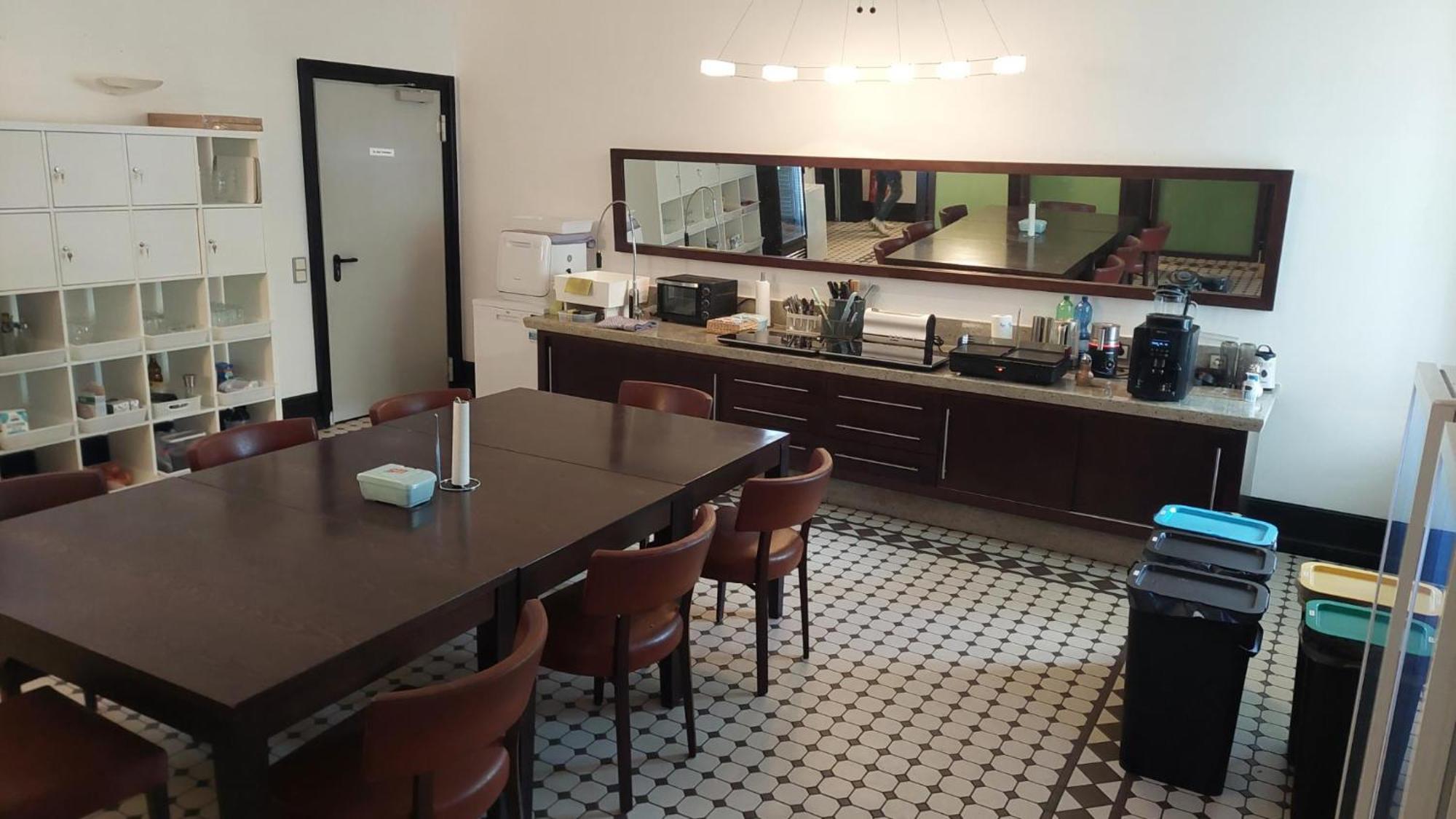 Die Villa, Zimmer 17, Dz Leverkusen Eksteriør billede